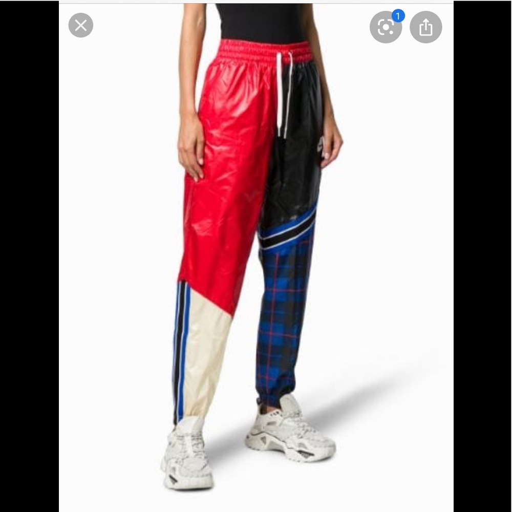 New Nike Rare NSW Plaid Track Pants Joggers Size M